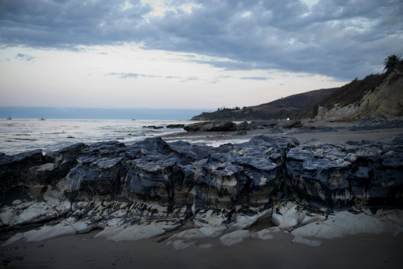 Illustration for article titled Santa Barbara Still Reeling From the Worst Oil Spill in Decades
